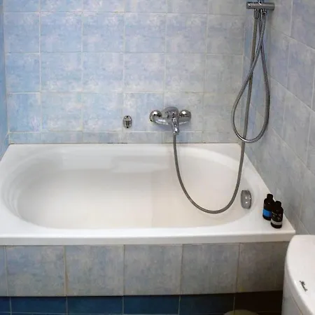 οικία αποζαρι μικρή περσα * Kastoria