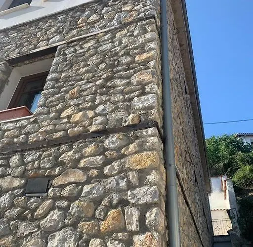 公寓 οικία αποζαρι μικρή περσα *