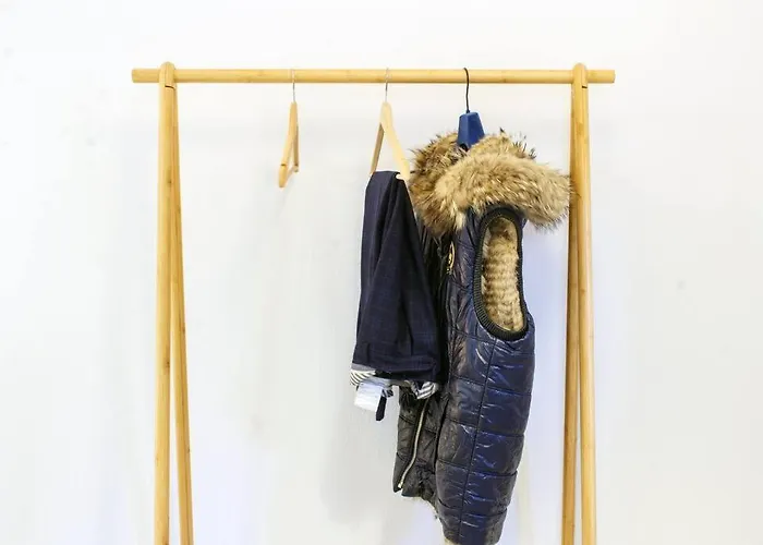 οικία αποζαρι μικρή περσα דירה *