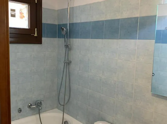 οικία αποζαρι μικρή περσα דירה קסטוריה