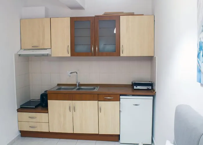 公寓 οικία αποζαρι μικρή περσα